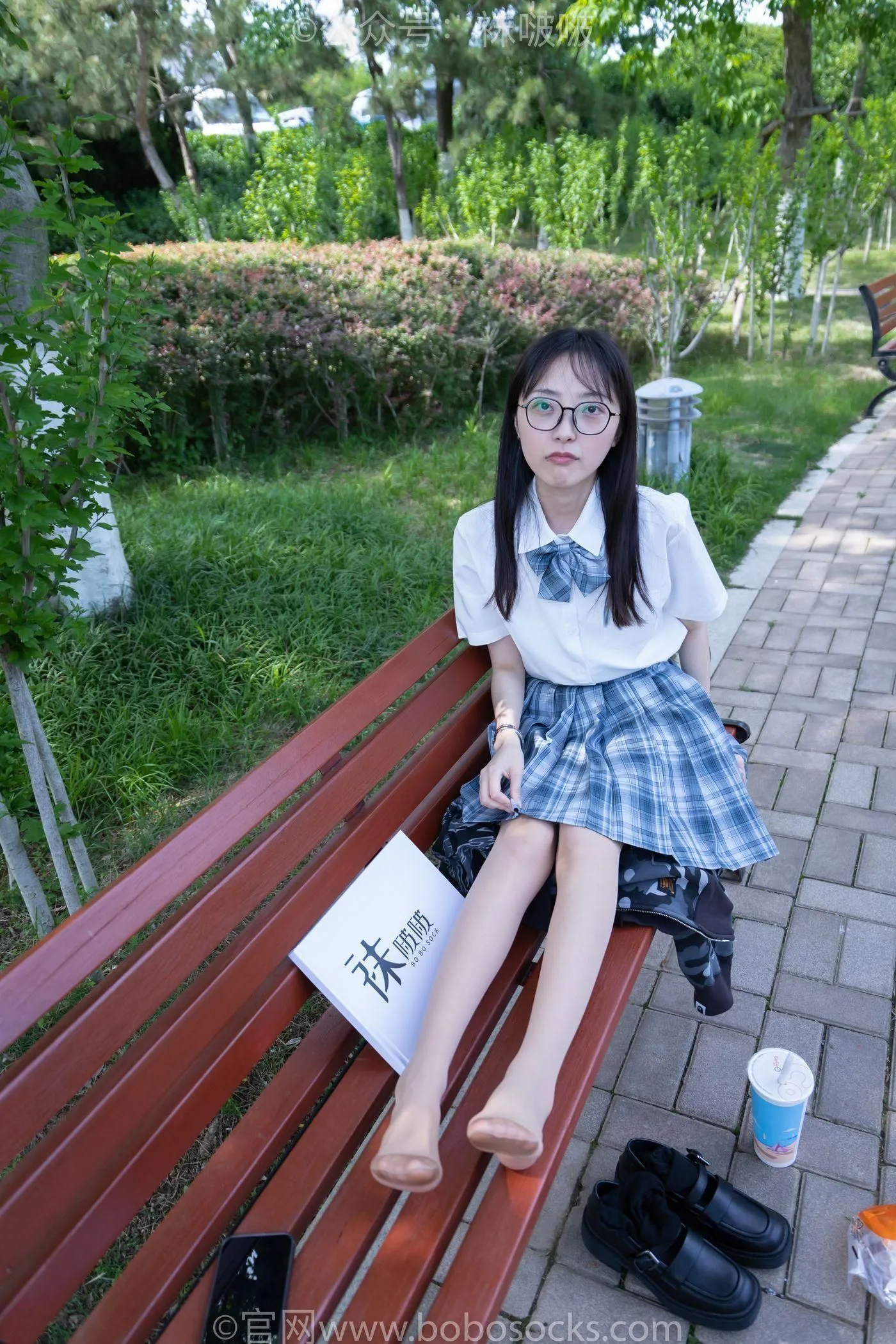 [BoBoSocks袜啵啵]NO.007 稚予-JK制服、皮鞋、黑色中筒棉袜、肉丝 [143P]插图7